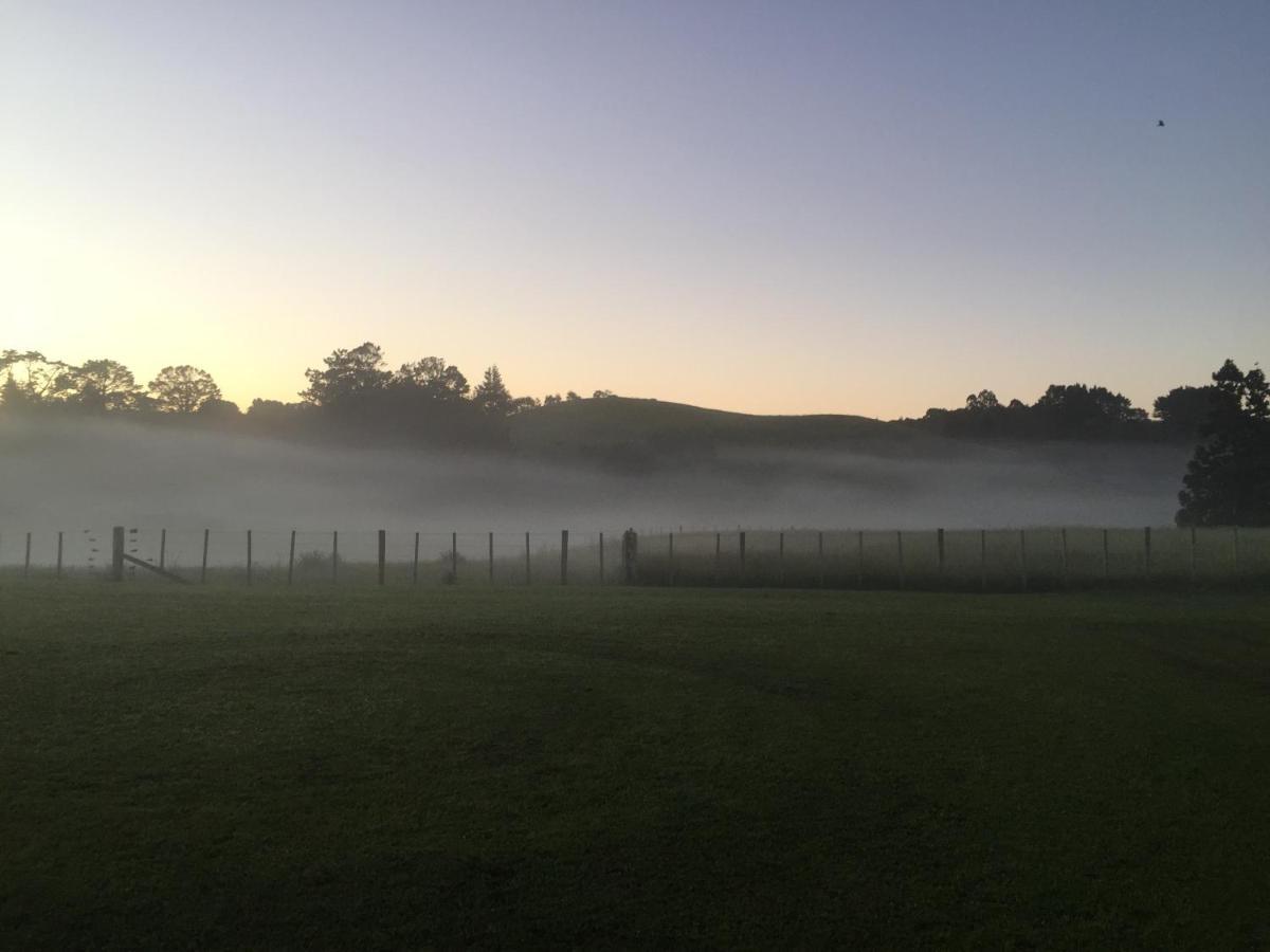 Veld View Bed And Breakfast Tuakau Esterno foto