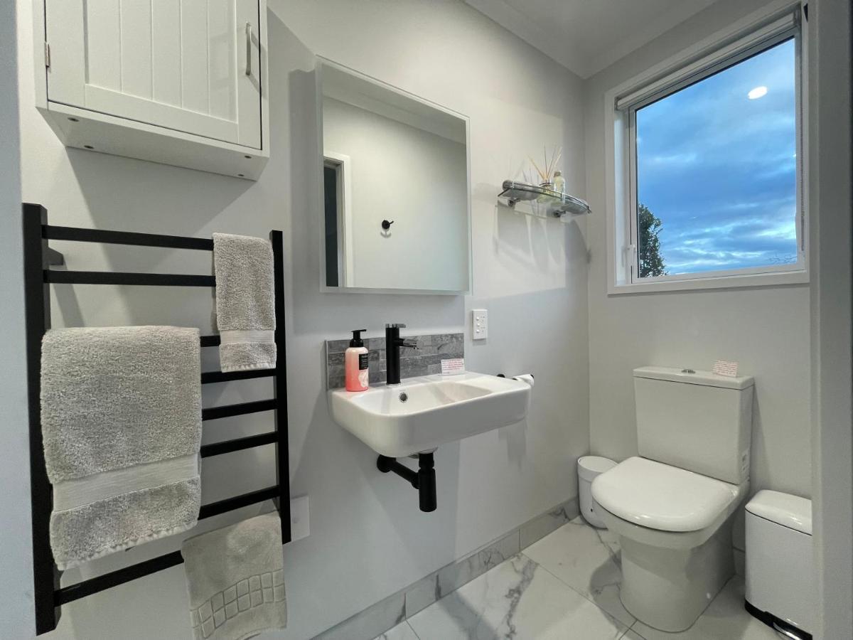 Veld View Bed And Breakfast Tuakau Esterno foto